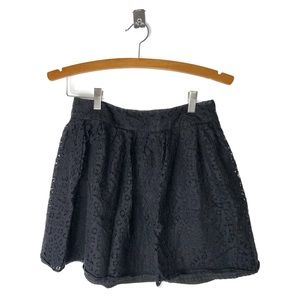 BANANA REPUBLIC BLACK SKIRT!! D2